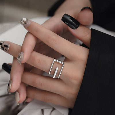 Silber Geometrischer Linienring