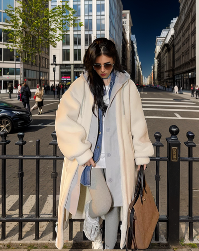 Marisol - Stilvolle Kapuzenjacke mit Zweifarbdesign & Knopfverschluss