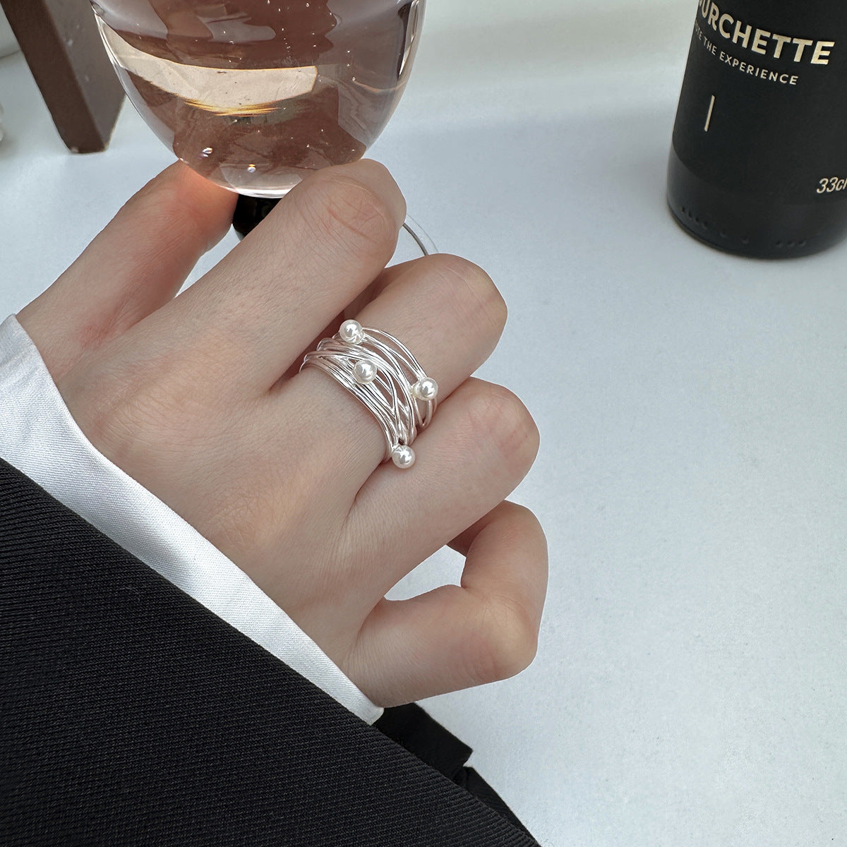 Gewickelter Silber Perlenring