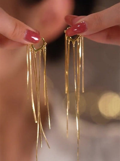 Lange Quasten-Ohrringe