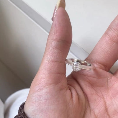 Silber Rund um den Planeten Ring