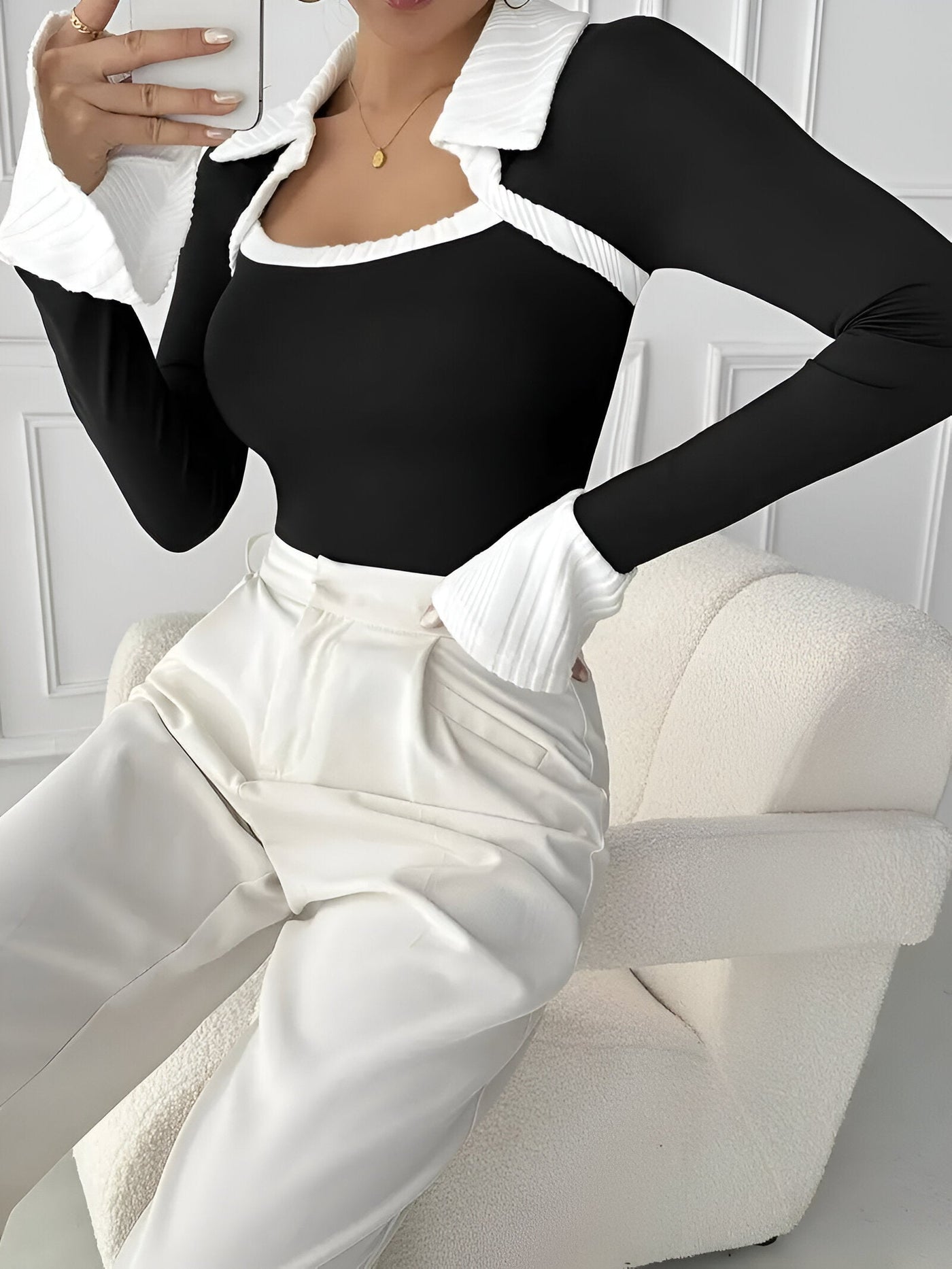 Marlena | Stylisches T-Shirt mit Kontrastkragen