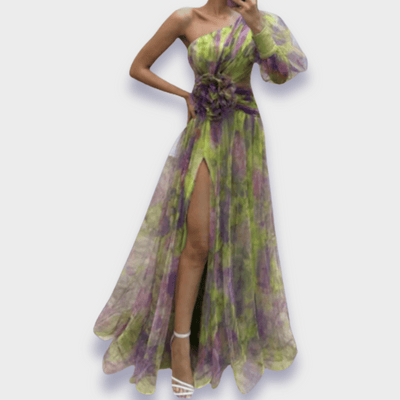 Elegantes Handgefertigtes Damenkleid Für Festliche Anlässe – Bequem Und Stilvoll