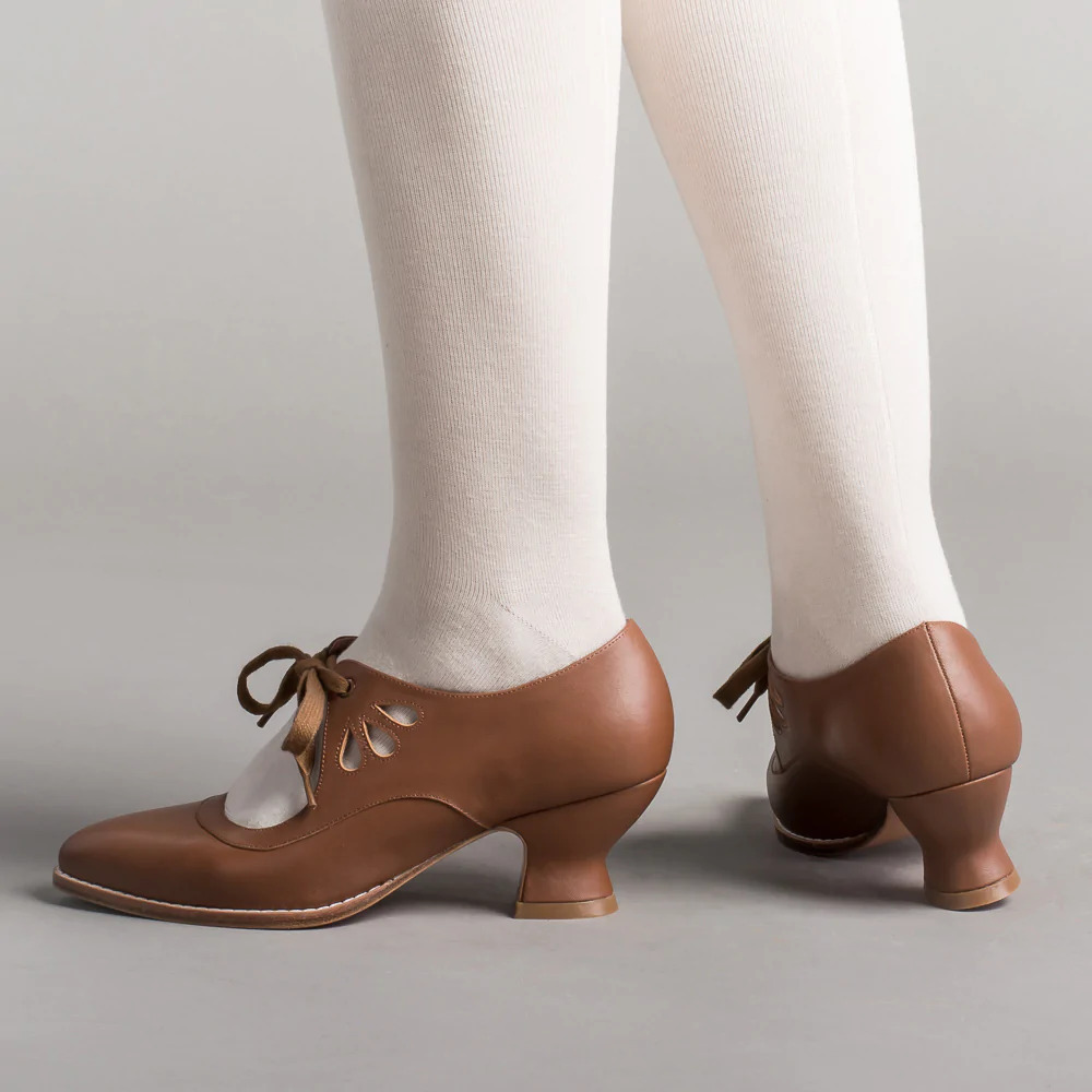 Sheridan - Orthopädische Schnürschuhe für Damen mit Absatz