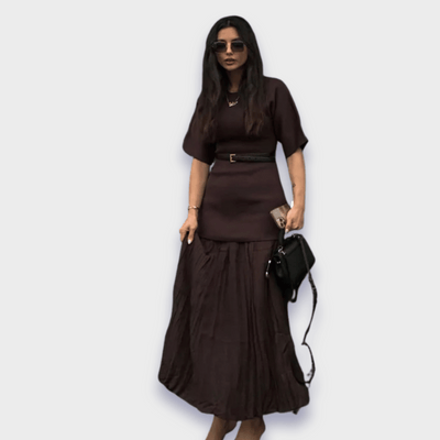 Elegantes Damenkleid aus Premiumstoff - Figurbetont und Handgefertigt für Feste und Alltag