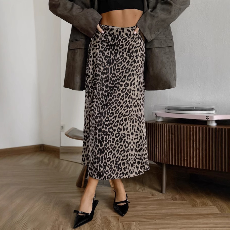Regina - Rock mit hoher Taille und Leopardenmuster