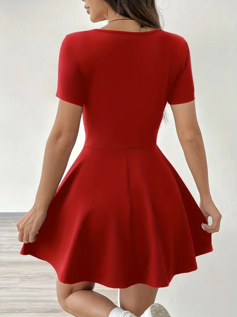 Gudrun – Schickes Skaterkleid mit integrierten Shorts und Tasche