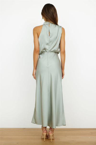 Fiona | Elegantes Abendkleid Mit Hohem Kragen