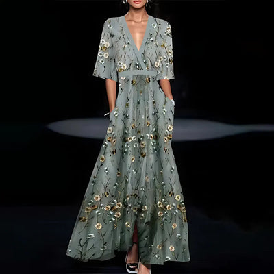 Adèle – Fließendes Minikleid mit modernem Schößchen