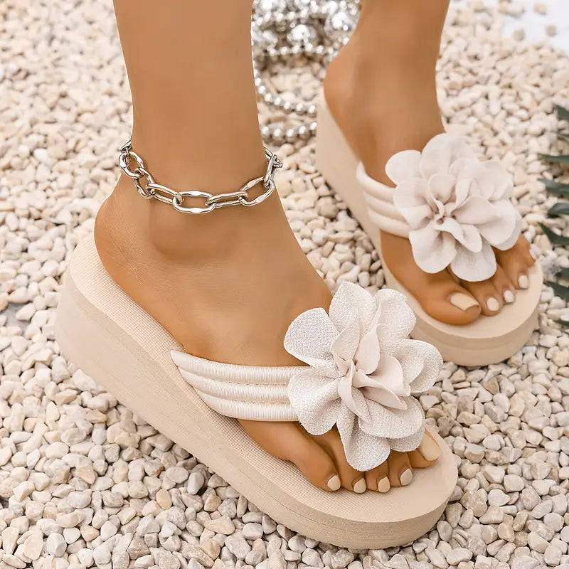 Lorideth – Charmante Sandalen mit Blumenmuster