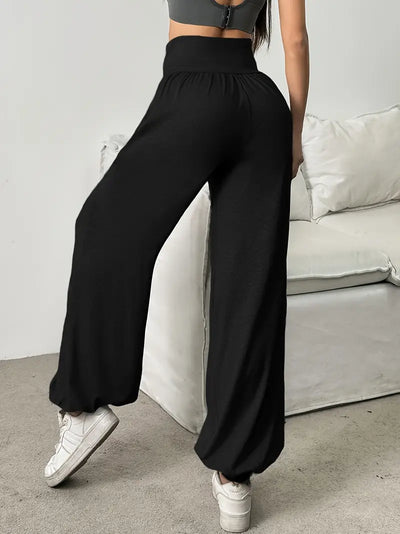 Noctelith – Stilvolle Hose mit weitem Bein