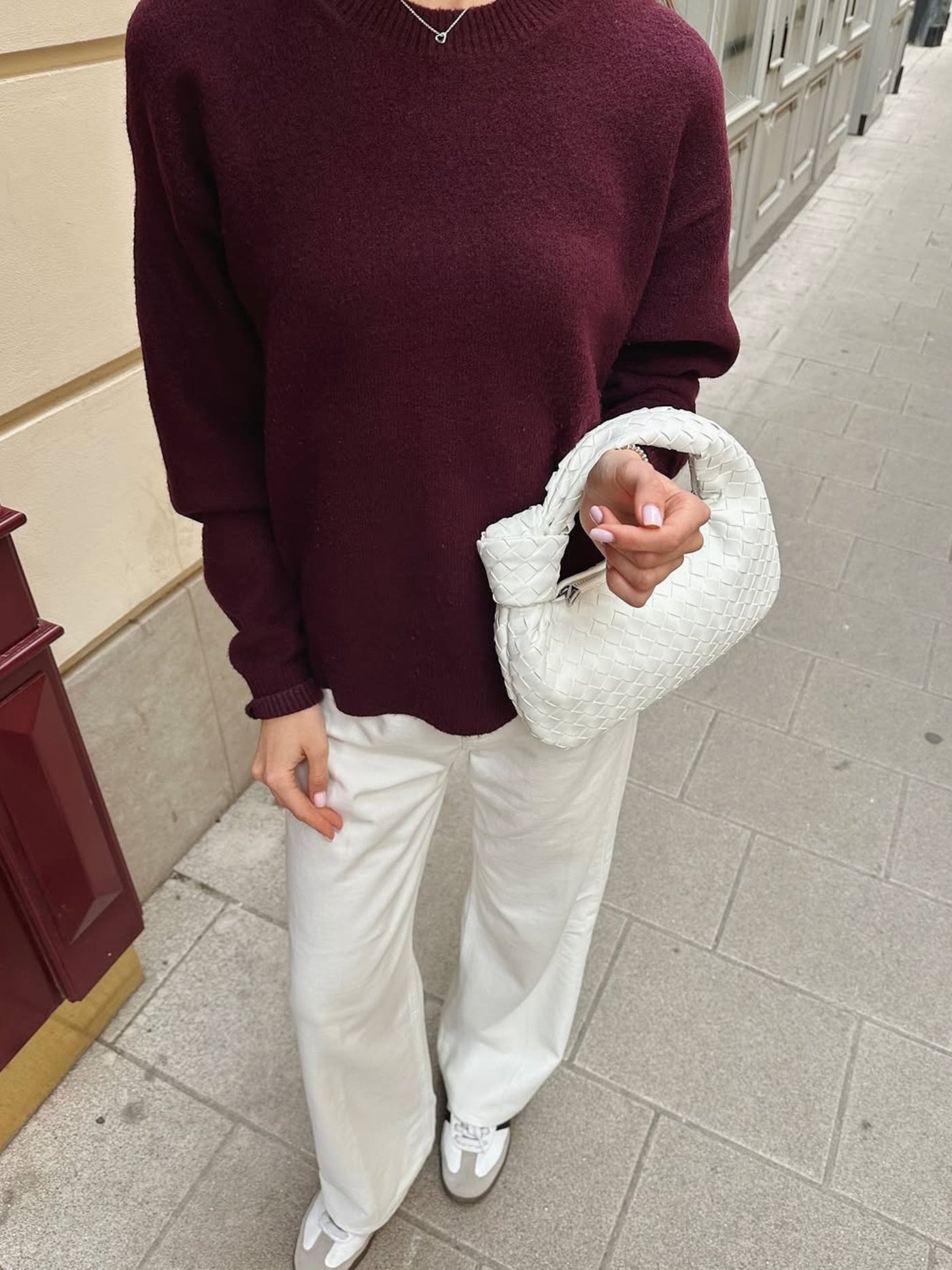 Sienna | Mini Braided Handle Tasche Aus Premium Veganem Leder, 28x15cm