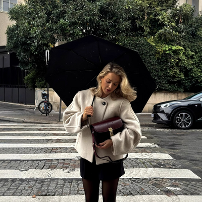 Amoura - Damen-Daunenjacke mit eckigem Kragen