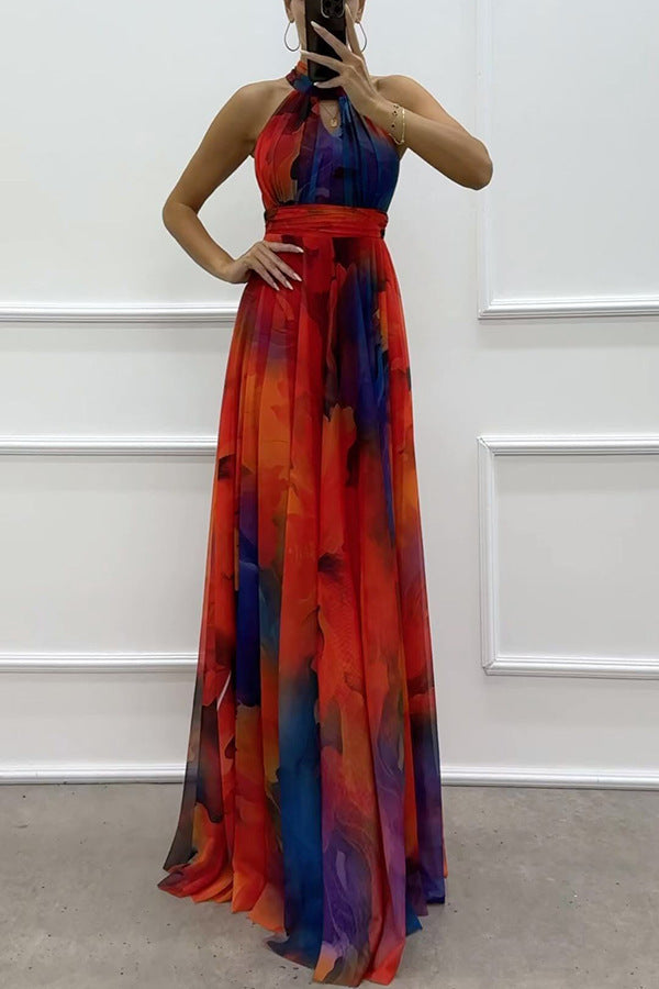 Amira - Langes Maxikleid mit überkreuztem Ausschnitt und künstlerischem Druck