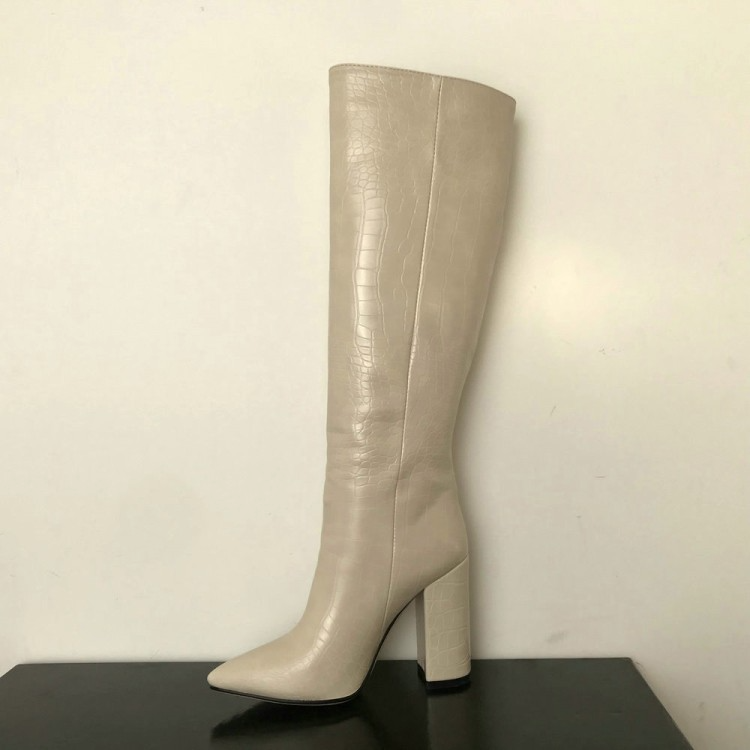 Kameron - Große und klobige Stiefel für Frauen