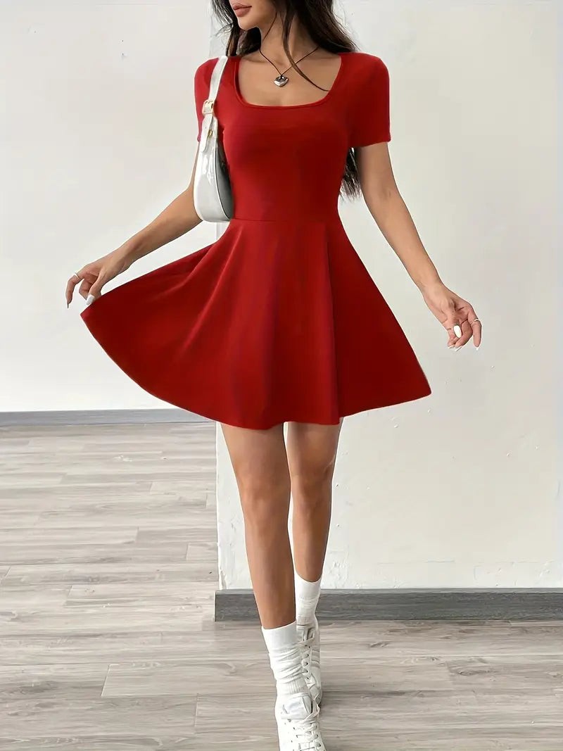 Gudrun – Schickes Skaterkleid mit integrierten Shorts und Tasche