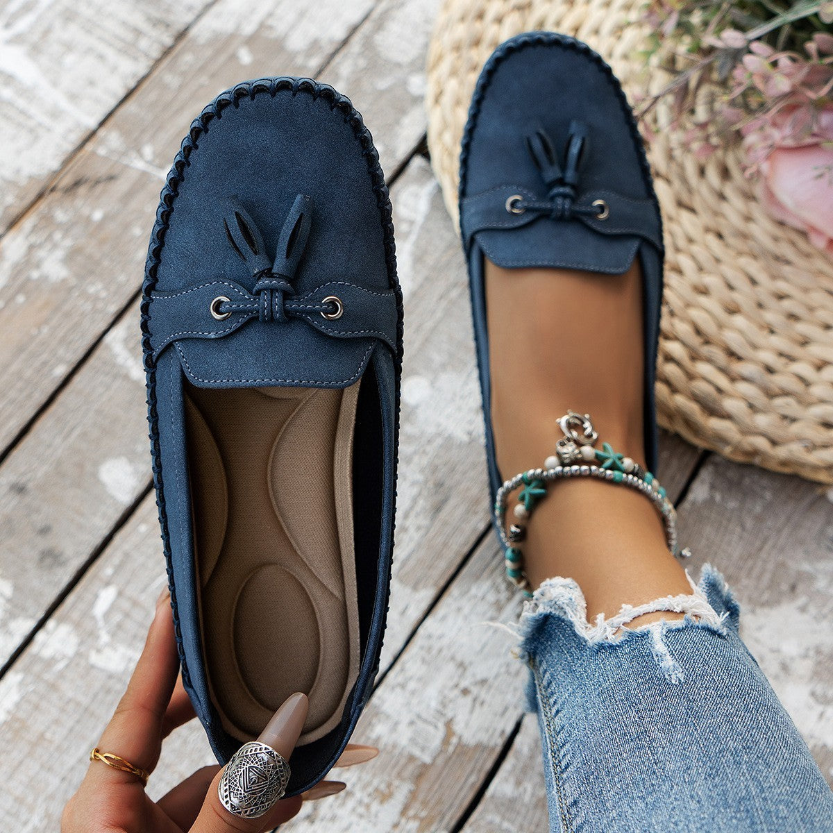Clara - Mit Quasten bestickte Loafer mit lässigem Design