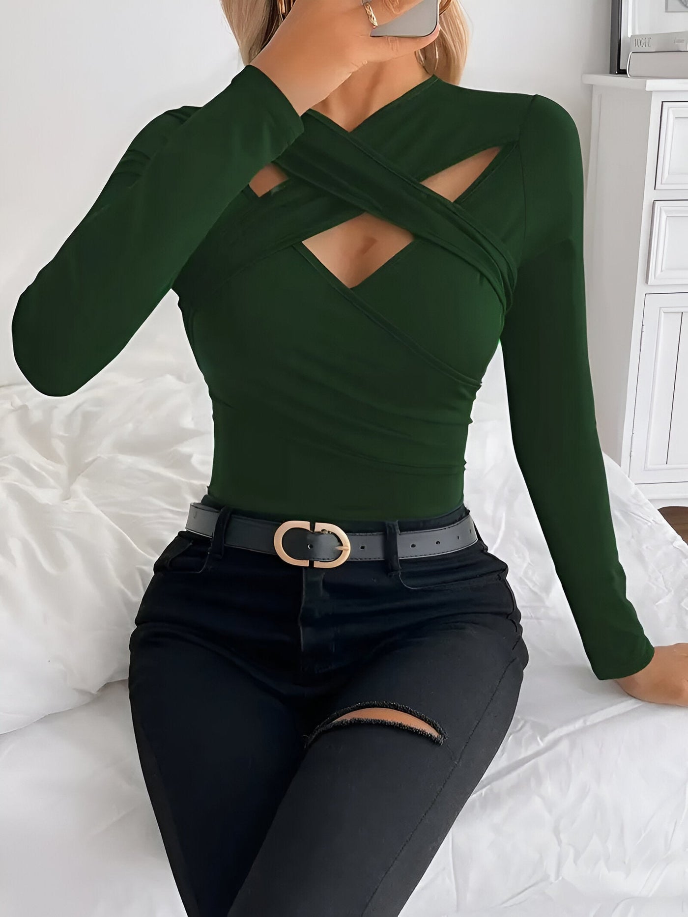 Hildegard | Elegantes V-Ausschnitt Langarm-Top