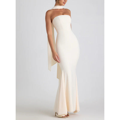 Valeria - Langes asymmetrisches Kleid mit zarten Transparenzen