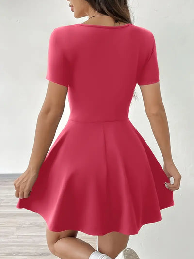 Gudrun – Schickes Skaterkleid mit integrierten Shorts und Tasche