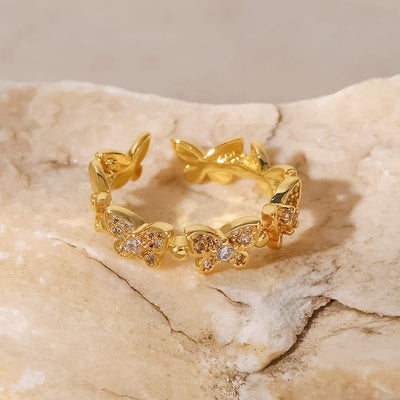 Colleen Schmetterling Gold Ring