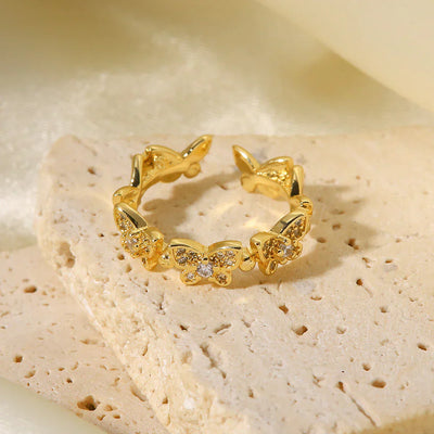 Colleen Schmetterling Gold Ring