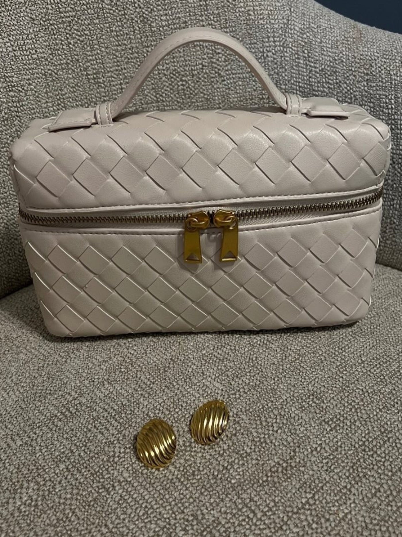 Juliette Polierte Strukturierte Woven Handtasche Aus Veganem Leder Mit Abnehmbarem Tragegurt