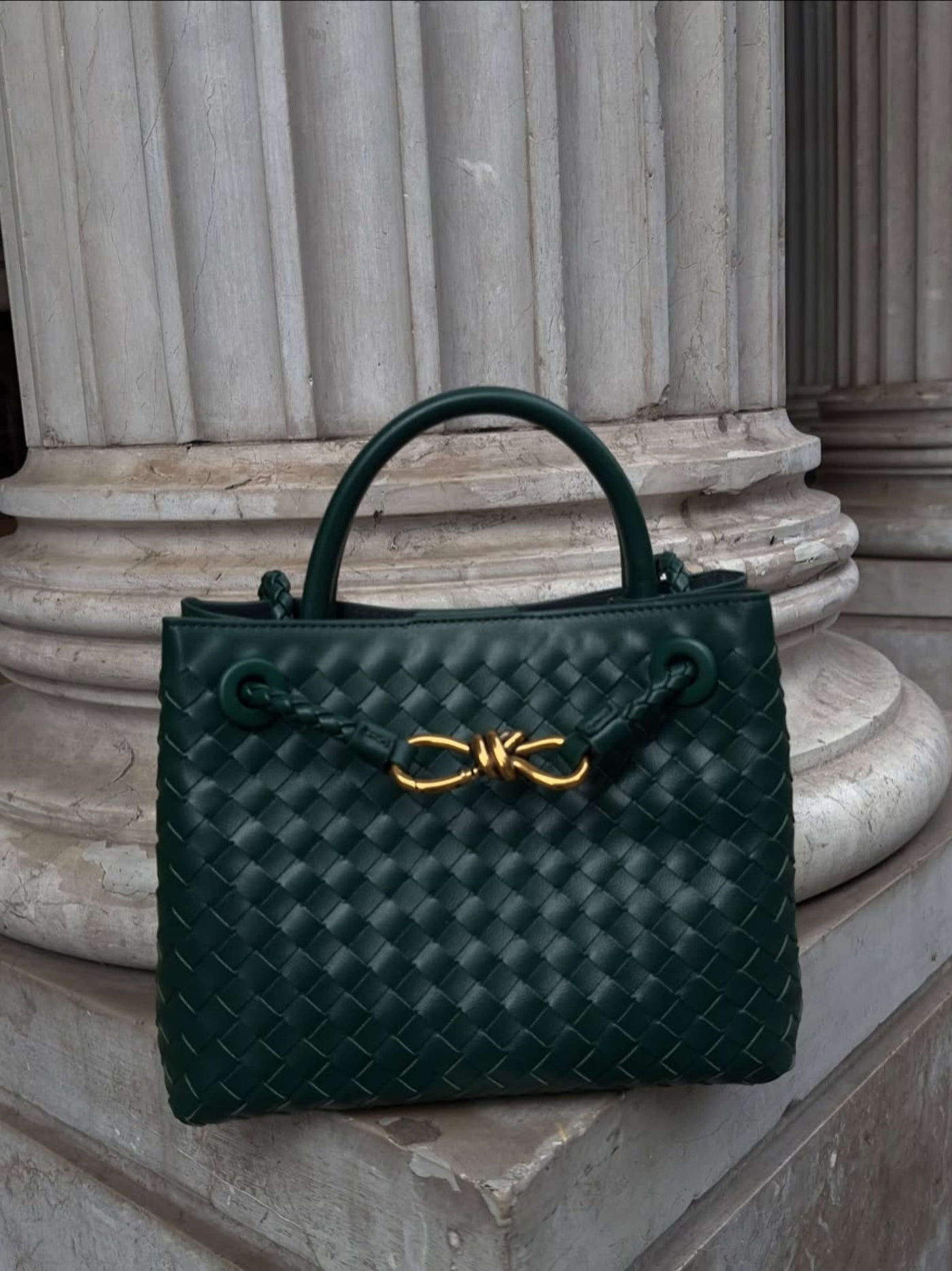 Eloise | Gepolsterte Vegan-Leder Umhängetasche Mit Abnehmbarem Tragegurt, 25x9x19cm