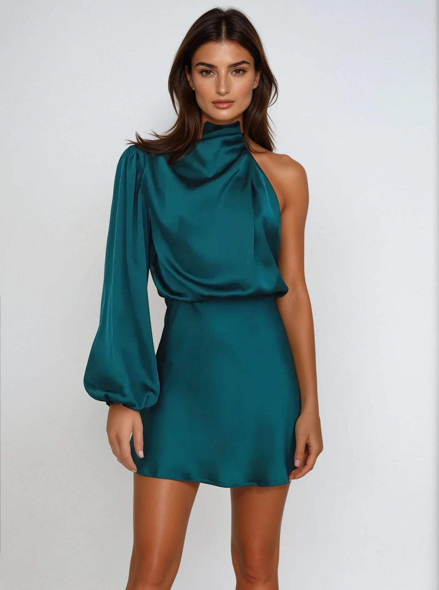 Maddie | Asymmetrisches Abendkleid aus Satin