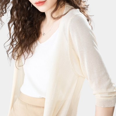 Santa | Elegante und leichte Damenweste