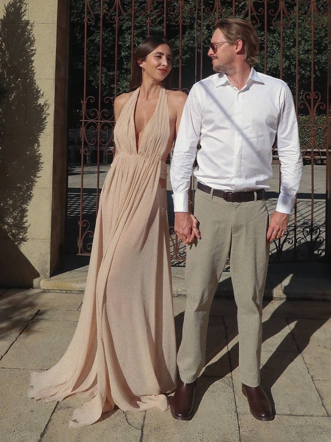 Camille | Langes Drapiertes Kleid mit Rückenfreiem Schnitt