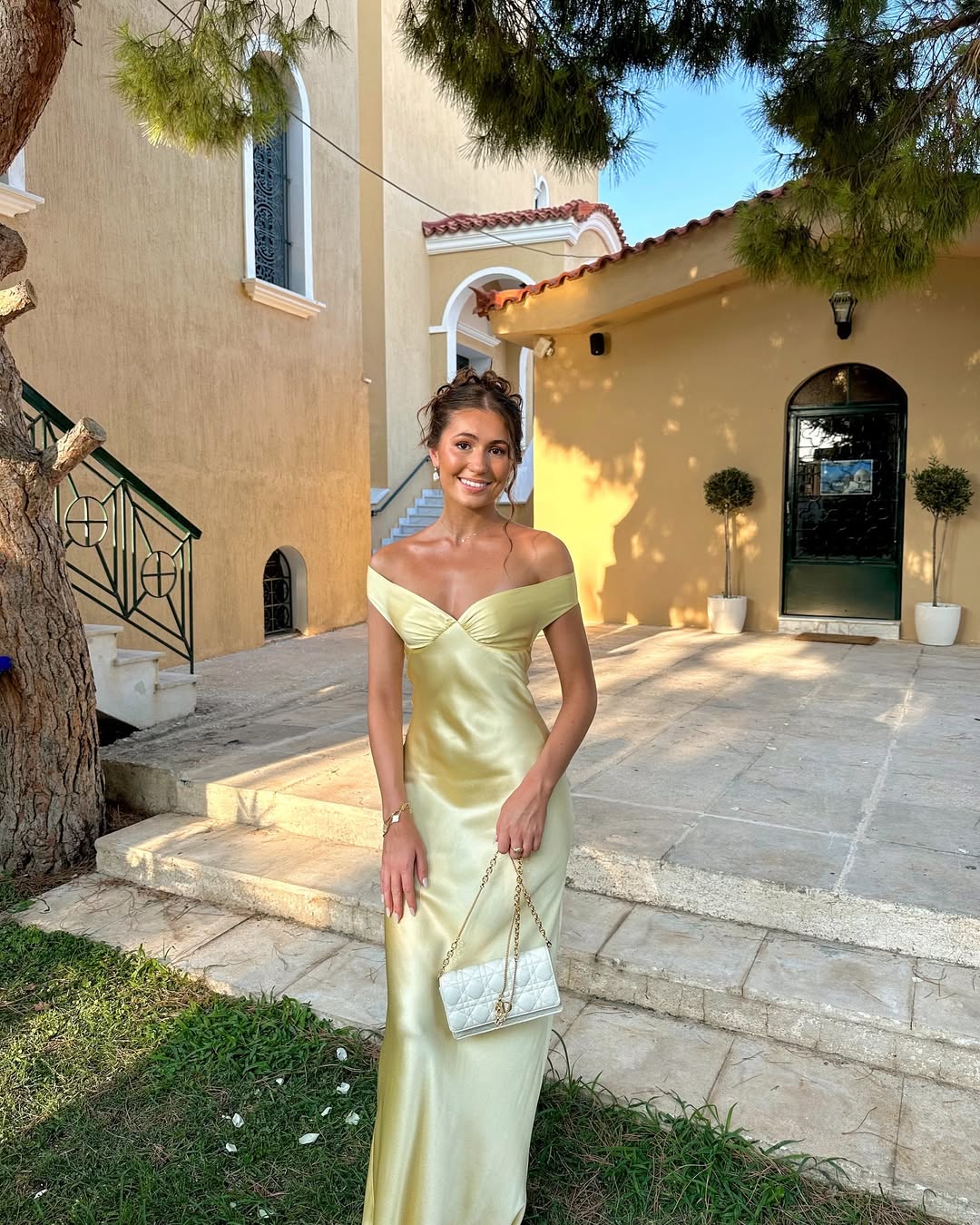 LEA | LANGES RÜCKENFREIES KLEID AUS SATIN