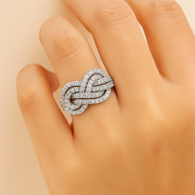 Cubic Zirconia Button Ring - Zeitlos eleganter Damenschmuck