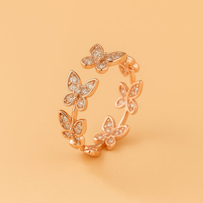 Eleganter Schmetterlingsring aus Kupfer mit funkelnden Zirkonias