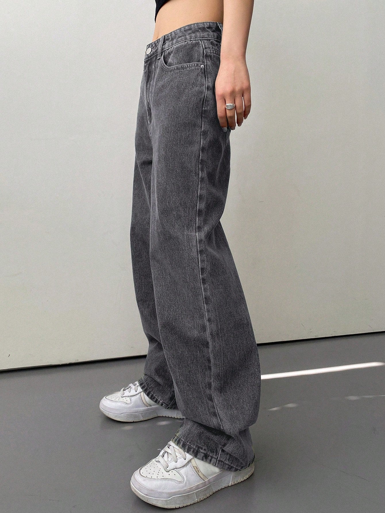 Baggy Jeans Für Damen - Bequeme Gerade Beinform In Hellgrau Von Fadenburg