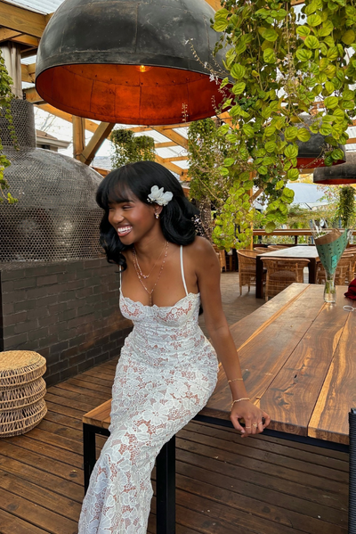 Janessa Elegante Spitze Maxi Kleid - Fließende Silhouette Für Hochzeiten & Galas