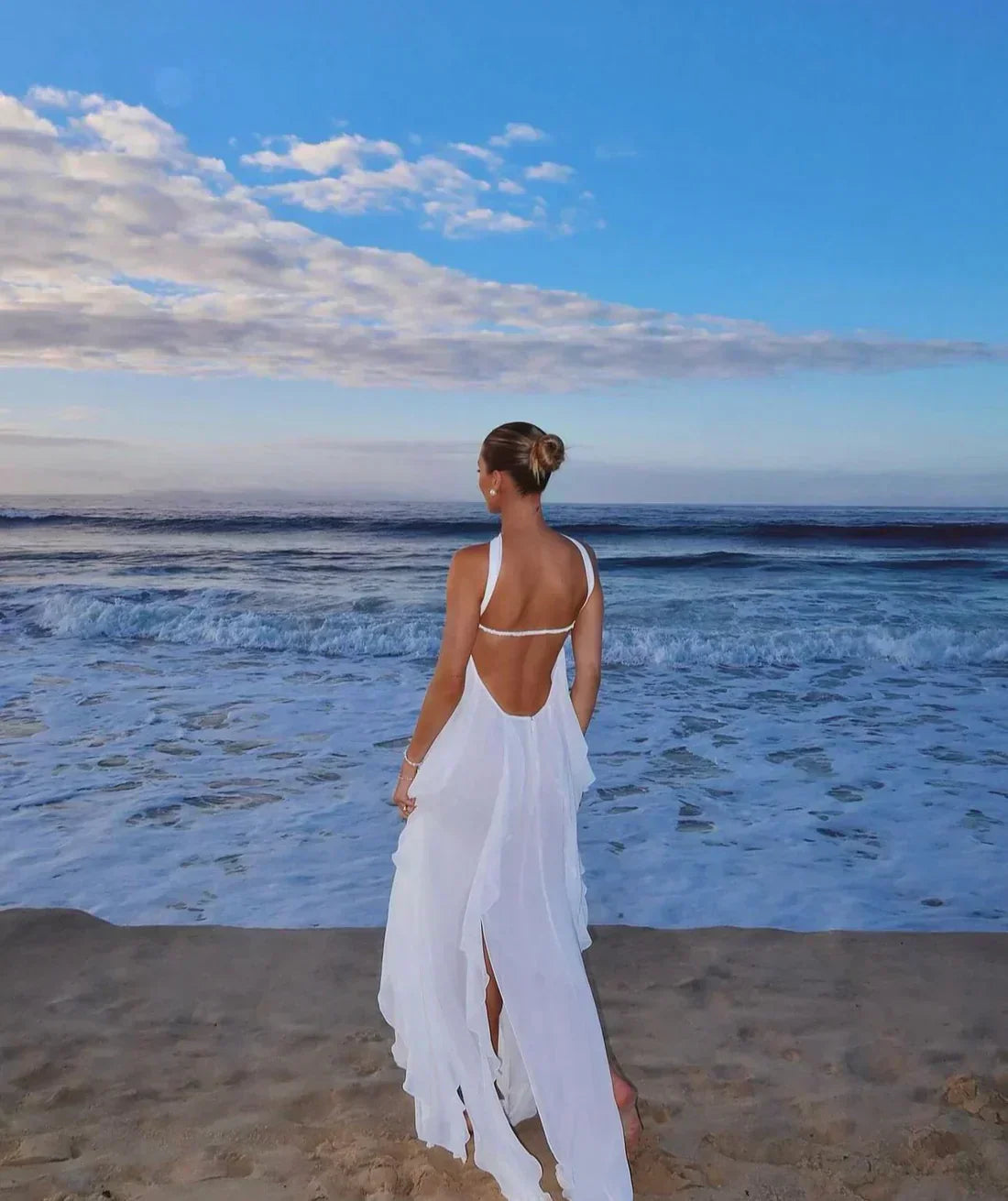 Dorine - Elegantes Maxikleid Mit Irregulärem Rüschensaum Und Feiner Spitzenverzierung