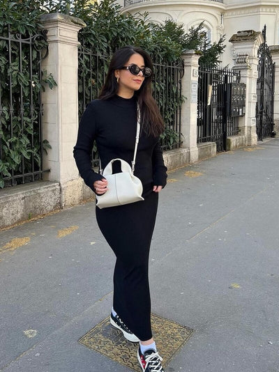 Minimalistische Schultertasche mit Griff