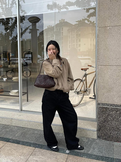 Tasche aus geflochtenem Lederstoff