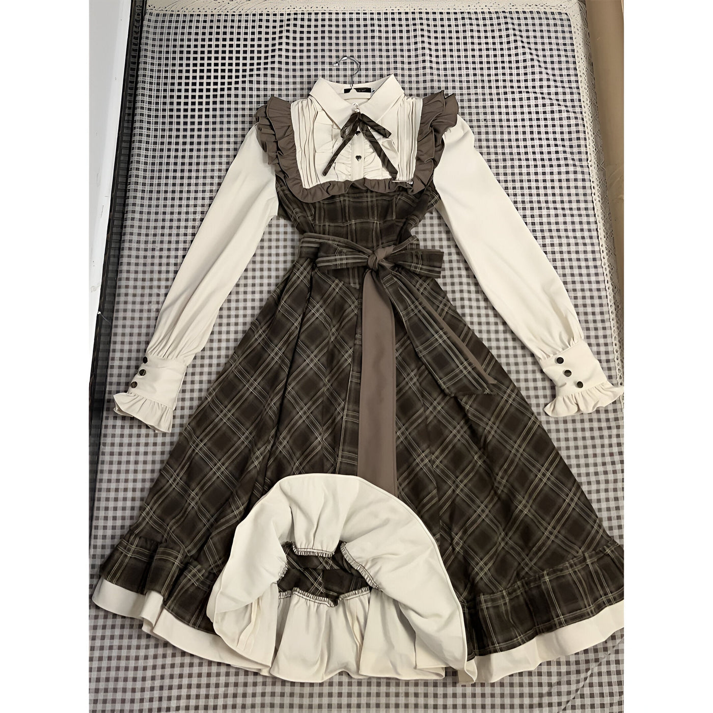 Brigida | Elegantes Zweiteiliges Kleid mit Einzigartigen Details