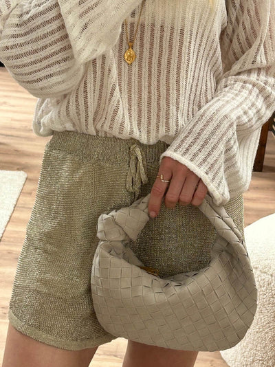 Geflochtene Mini-Bag aus weichem Material mit edler Struktur