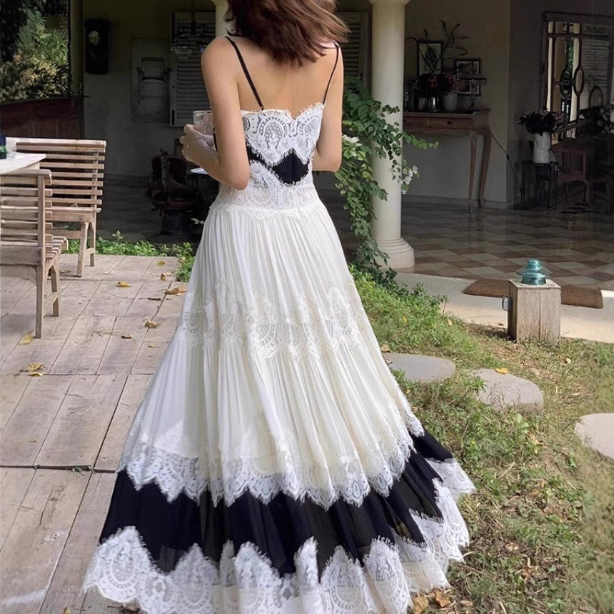 Elina - Maxikleid mit Spitzenträgern und romantischen Lagen