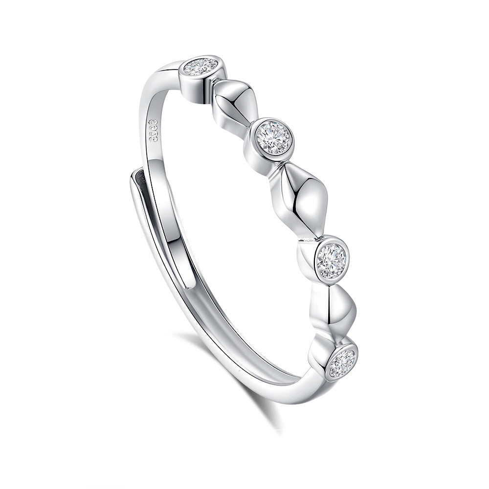 Beatrice Altieri Ring | Weißgold