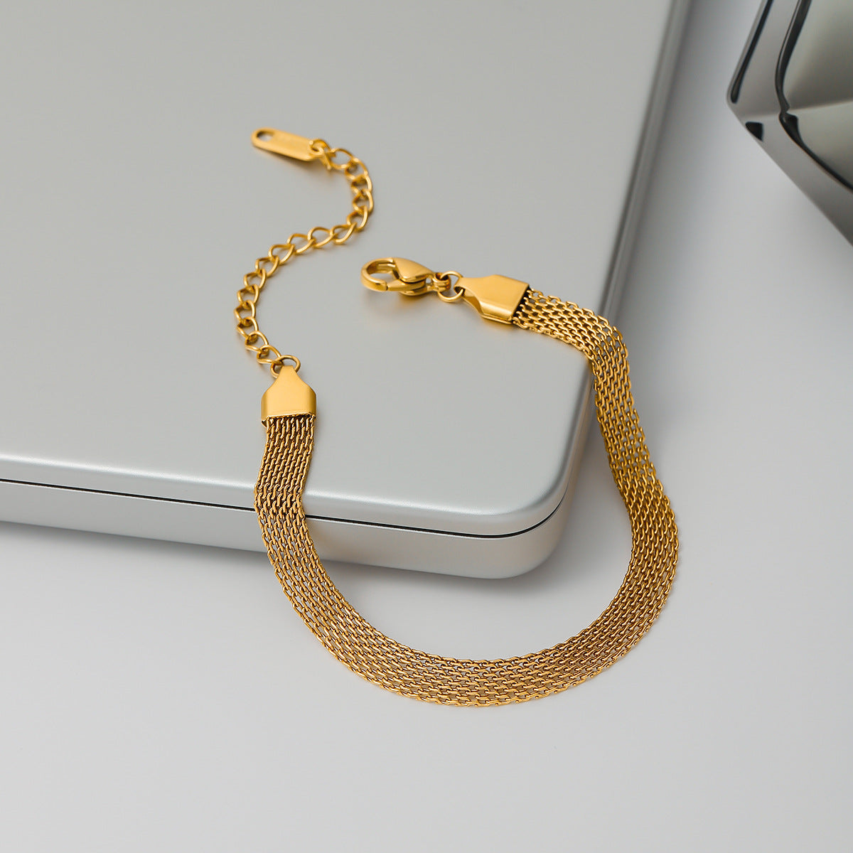 Emery Virell Armband | Gold