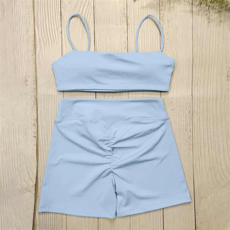 Kurze Fitness Kombination, Elegante Trainingsbekleidung