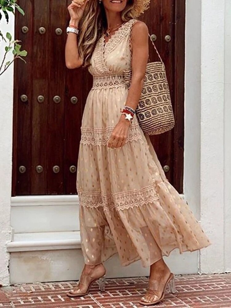 Isabelle – Boho Maxikleid mit Spitzen- und Stufendesign