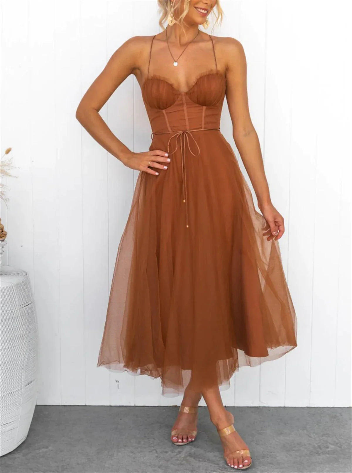 Lorianna – Traumhaftes Kleid im Korsett-Stil