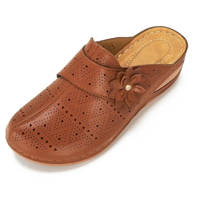 Elegante Blumenplattform Sandalen Damen - Geschlossene Zehen, Komfortabel und Stilvoll