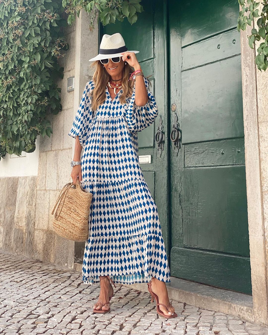 Urvee – Boho-Chic-Maxikleid mit Print und Stufen