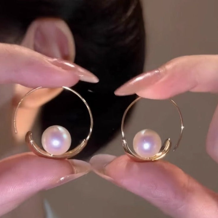 Große Creolen Perlenohrringe